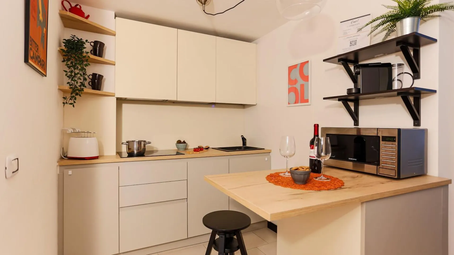 The Best Rent - Colorful Apartment In Central Station Milan 0*,  Italy